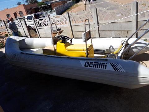 Gemini boat for sale without engin / boot te koop sonder engin