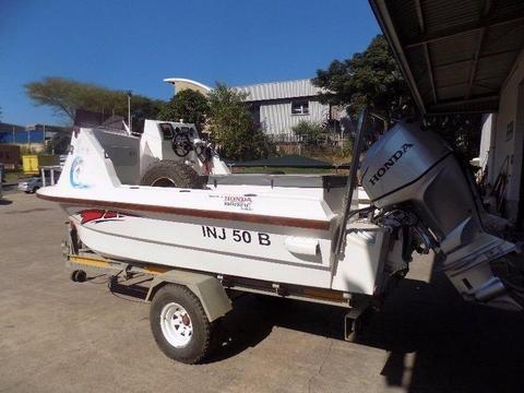 Kei Cat 17 ft wet deck - 2 x 50 hp Yamaha electric start non trims
