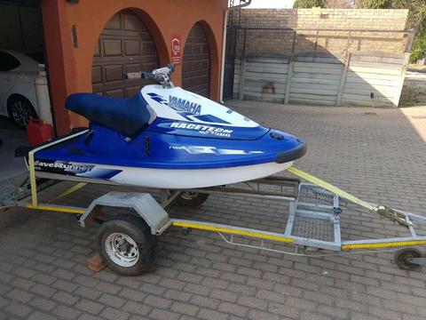 Yamaha TwinCarb Waverunner Jetski