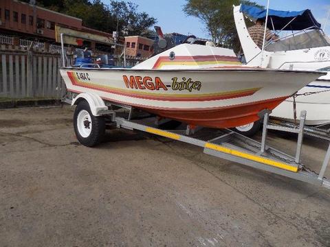 coast craft 14,6 on trailer 2 x 40 hp yamahas electric starts low hours !!!!!!!!!