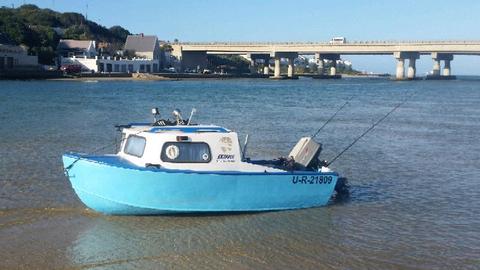 3.2m cabin boat.8hp 10K NOT NEG