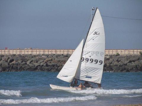 Hobie 16 plus extras - good condition