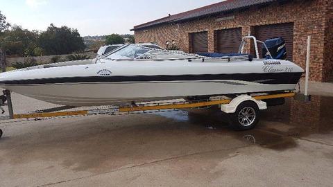 Classic 210 with Mercury 200hp