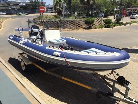 5.5 Rubberduck with 2006 Mercury 75 hp with new Pontoons R60000.00
