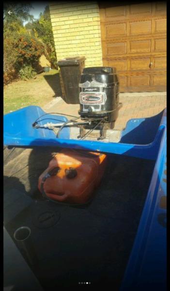 Boat and 50hp motor on trailer 060 501 2255
