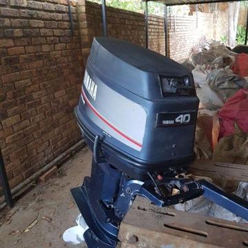 YAMAHA 40HP AUTOLUBE OUTBOARD ENGINE