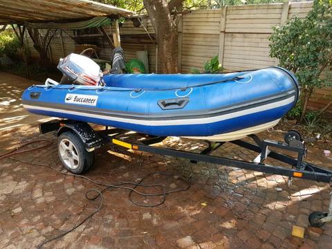 3.8 m Buccaneer Rubberduck
