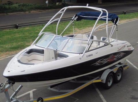 2006 Yamaha AR-230 WAKE High Output Twin Engine