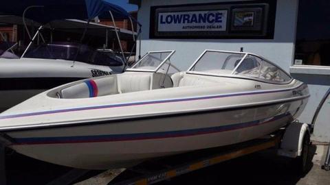Raven Elite 16 ft with a 115 Hp 2 stroke Johnson