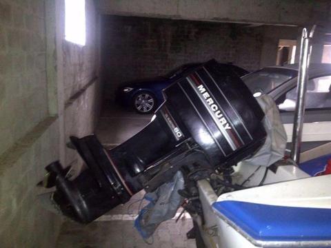 Speedboat with 60hp Mercury