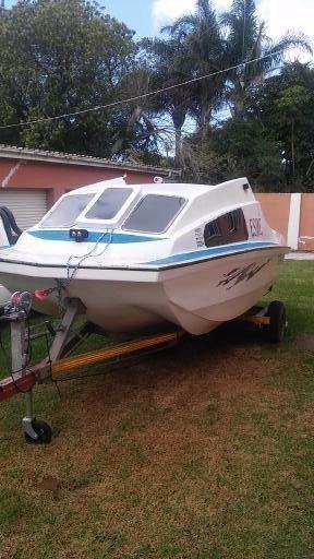Skigull Cabin Boat for sale