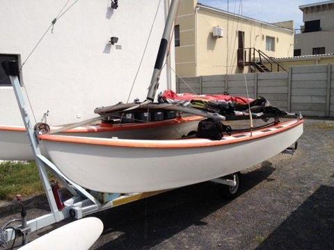 AUSSIE RIG HOBIE 16 ON LICENCED TRAILER WITH SAIL BOX| EXCELLENT CONDITION