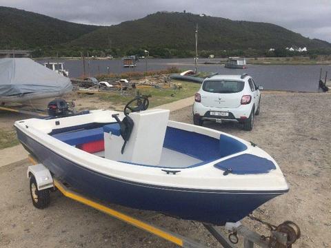 4.1m Centre Console Fishing Boat with 9.9hp ready to go