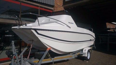 Brand new Seacat 565 FC with 2xF70 Yamaha's - last one at the old price!