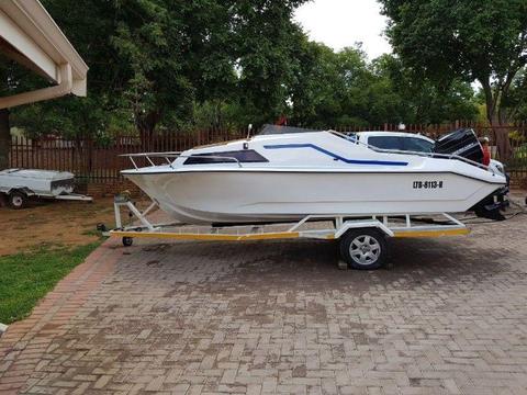 Baronet 18.6 ft White water with wet deck