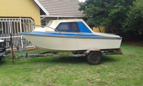 Fun & Fishing : Boat for Sale