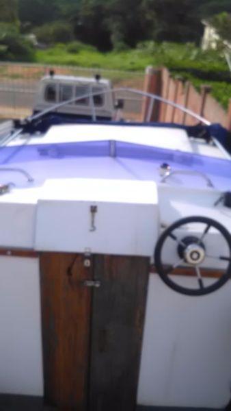 Ace craft cabin boat with own toilet compartment