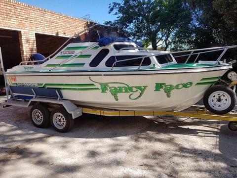 Cabin boat 19.5 ft with 2016 Mercury 115 EFI 4 stroke