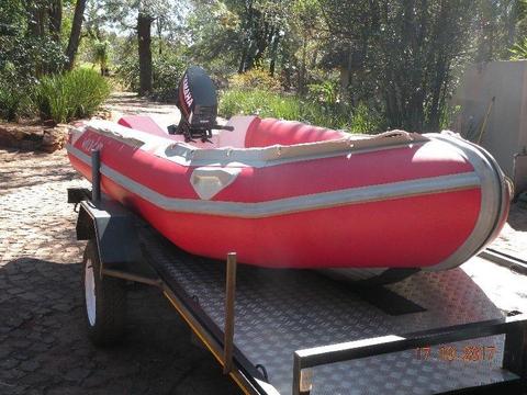 RUBBER DUCK, ENGINE AND TRAILER