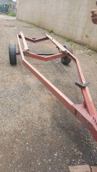 Boat on Trailer 5m(w) x 1.3m(w)