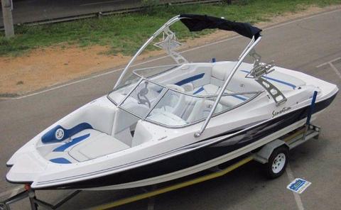 2010 Sensation 22 Sxi with 5.7Lt V8 Mercruiser 350 Mag Mpi