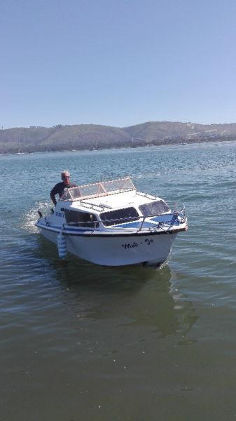 Caliber cabin cruiser