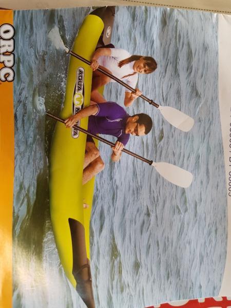 Aqua Marina Single Kayak including life jacket, oar and compressor
