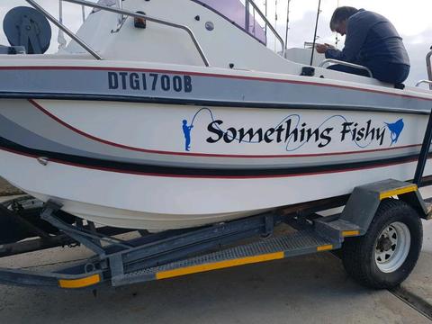 Steel Craft 18 ft Deep see boat