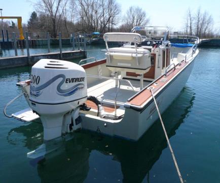 OUTBOARD MOTOR SERVICE AND RESPRAY