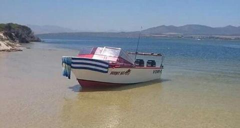 Urgent sale 16ft Coast Craft boat