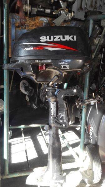 2.5 hp Suzuki 4 stroke