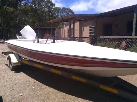 Raven speedboat with 70hp Johnson