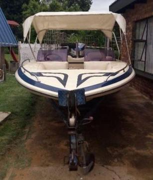 Jurgens water craft 17ft with 140 hp Evinrude
