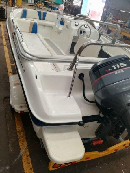 BOAT: 5.10 EXPLORER SLC. MOTOR: Yamaha V4 115HP Carburettor 2-stroke, 4 cylinder, 50Hours