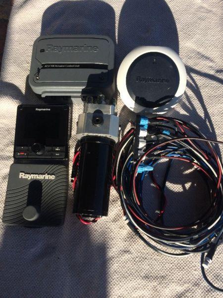 Autopilot - Raymarine p70R Evolution EV-100 Hydraulic Pack - T70154