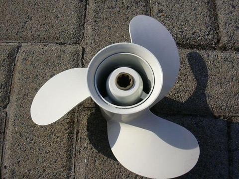 New 15hp Yamaha 9 Pitch Propeller