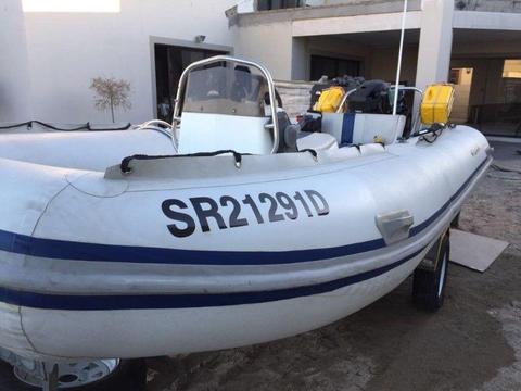 Prestige Cat Rubber Duck Boat, 4.75m, twin hull & trailer with 90hp Yamaha