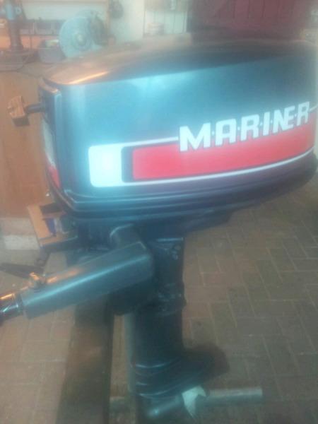 5 Hp Mariner Yamaha outboard motor