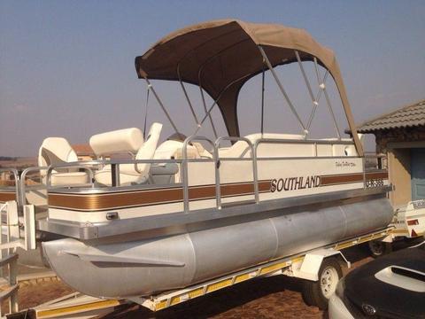 2007 Southland Pontoon (18Ft) with 125Hp Mercury