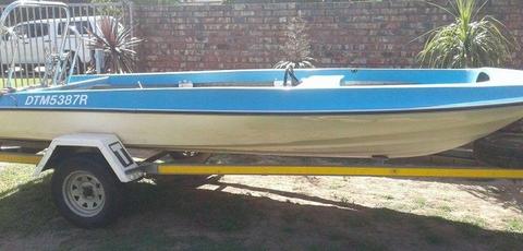 Bass boat