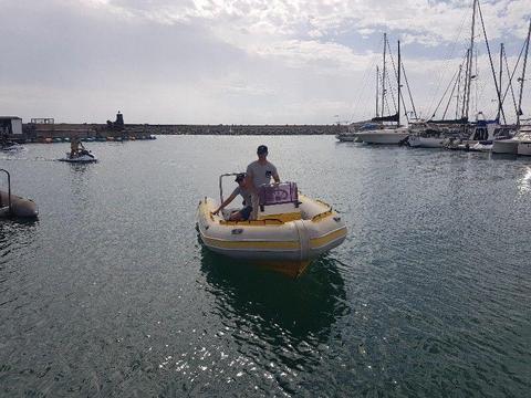 AWESEOME 5.7m Super duck