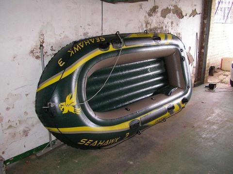 Inflatable 3 man boat