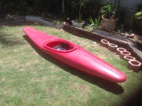 Kayak Watersports White Water Thick Plastic (Approx. 2.9x0.6m). R2000