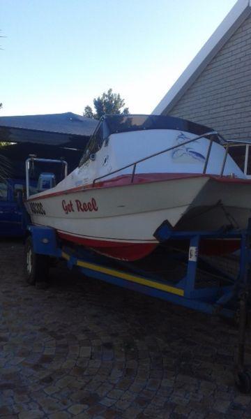 16vt Zulu cat with 2x dt60 Suzuki outboards