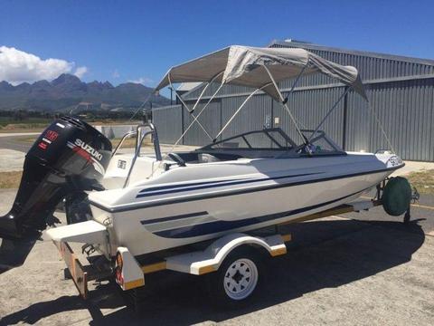 Austral Marine Legacy with 115 Suzuki Four-stroke - like new