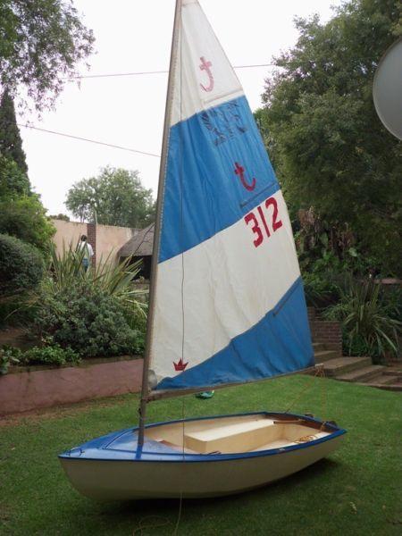 Small Tac sailboat