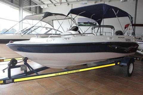 Excaldo with 130 Hp Evenrude Etec