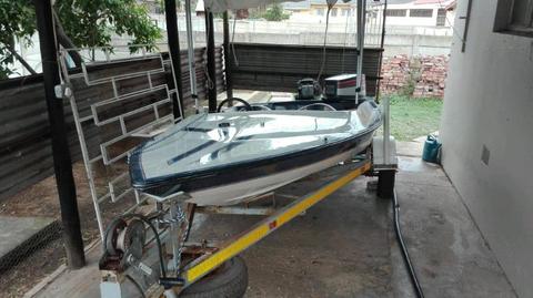 Boat for sale or swop with trailer ( no motor)