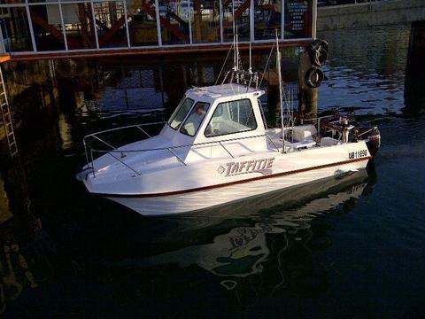 Salt Water Fishing Boat 23ft Buttcat