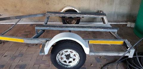 Boat trailer